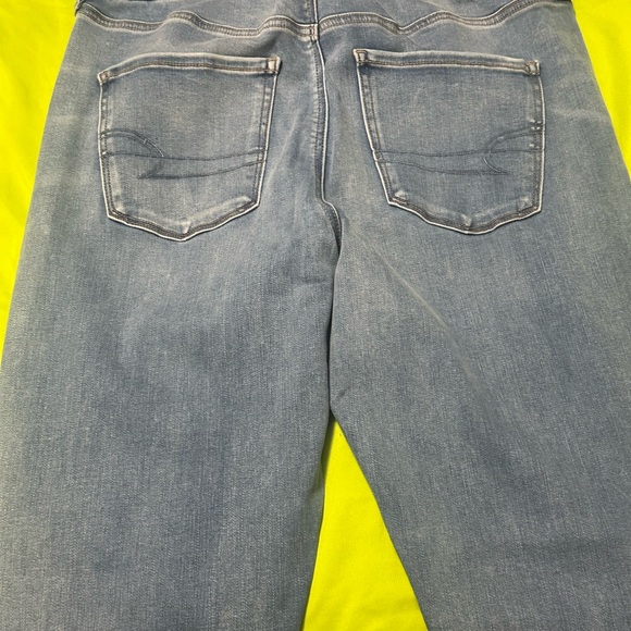American Eagle Outfitters Light Blue Skinny Jeans - Picture 3 of 5
